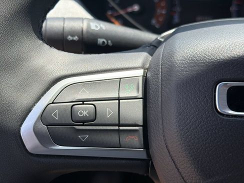 Used 2025 Jeep Compass Latitude AWD/4WD image 24