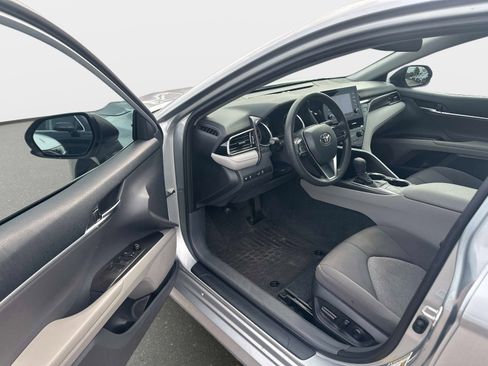 Used 2023 Toyota Camry LE FWD image 10