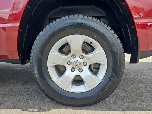 Used 2023 RAM 1500 Big Horn AWD/4WD image 35