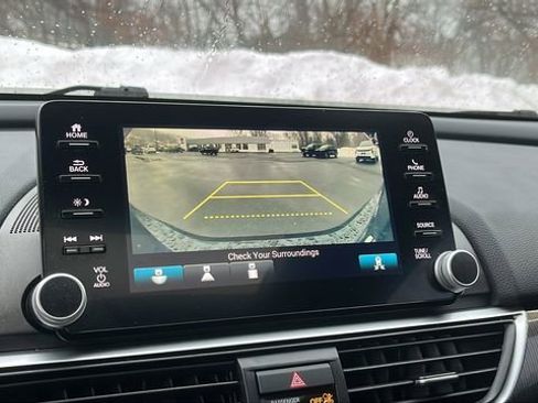 Used 2020 Honda Accord Sport image 16