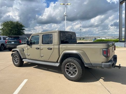 Used 2020 Jeep Gladiator Overland w/ Popular Equipment Package AWD/4WD image 4