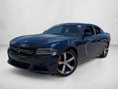 Used 2017 Dodge Charger SE w/ Popular Equipment Group