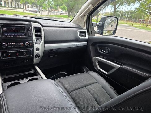 Used 2019 Nissan Titan PRO-4X w/ Pro-4x Utility Package AWD/4WD image 9