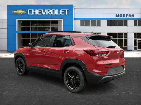 New 2026 Chevrolet TrailBlazer LT FWD image 3