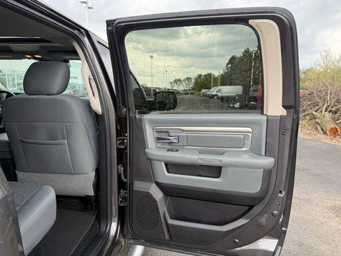 Used 2016 RAM 1500 Big Horn AWD/4WD image 54