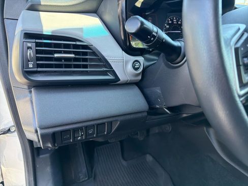 Used 2020 Subaru Outback Premium AWD/4WD image 27