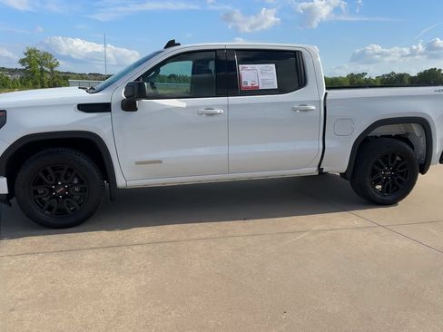 Used 2024 GMC Sierra 1500 Elevation AWD/4WD image 5