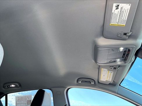 Used 2024 Chevrolet Equinox LS w/ LS Convenience Package FWD image 22