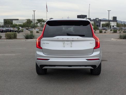 Used 2022 Volvo XC90 T8 R-Design w/ Advanced Package AWD/4WD image 5
