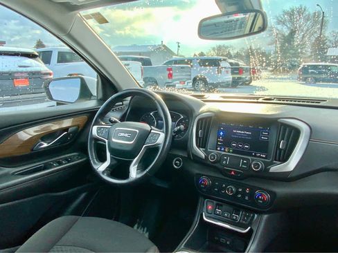 Used 2020 GMC Terrain SLE w/ Driver Convenience Package image 32