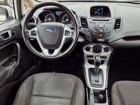 Used 2016 Ford Fiesta SE image 5