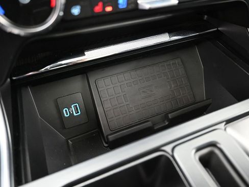 Used 2022 Ford F150 Platinum w/ Equipment Group 701A High image 17