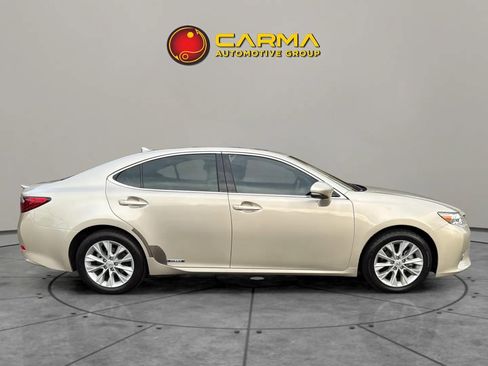 Used 2014 Lexus ES 300h image 9