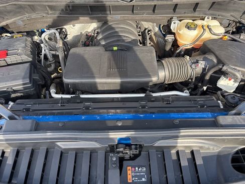 Used 2022 Chevrolet Silverado 1500 RST AWD/4WD image 12