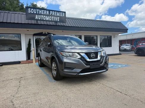 Used 2020 Nissan Rogue SV AWD/4WD image 3