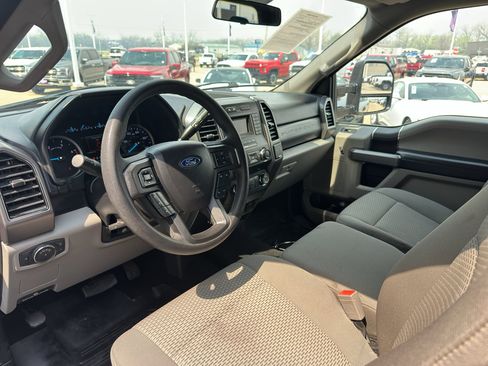 Used 2019 Ford F250 XLT AWD/4WD image 15