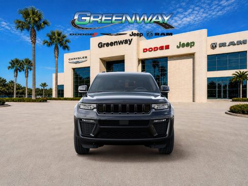 New 2026 Jeep Grand Cherokee L Limited w/ Limited Altitude Package RWD image 6