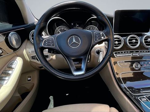 Used 2017 Mercedes-Benz C 300 Sedan image 5
