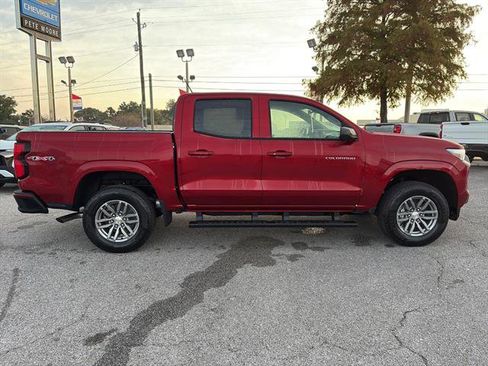 New 2026 Chevrolet Colorado LT w/ LT Convenience Package AWD/4WD image 8