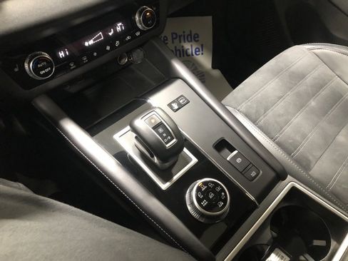 Used 2024 Mitsubishi Outlander Ralliart image 30