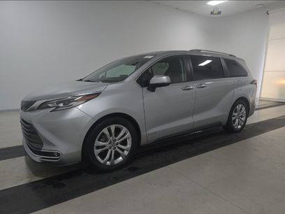 Used 2021 Toyota Sienna Platinum