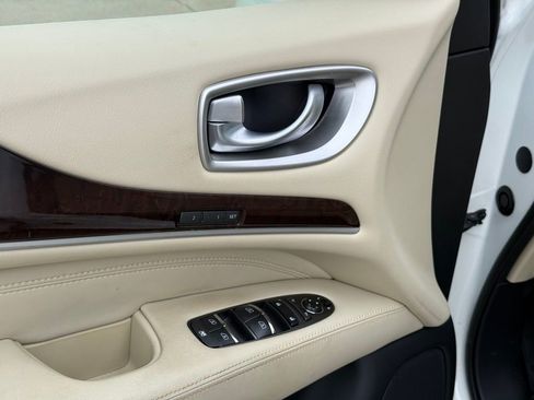 Used 2019 INFINITI QX60 Luxe w/ Sensory Package image 10