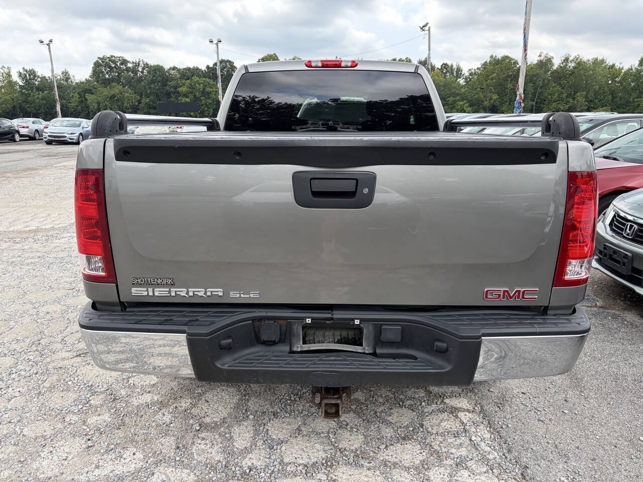 Used 2009 GMC Sierra 1500 W/T AWD/4WD image 5