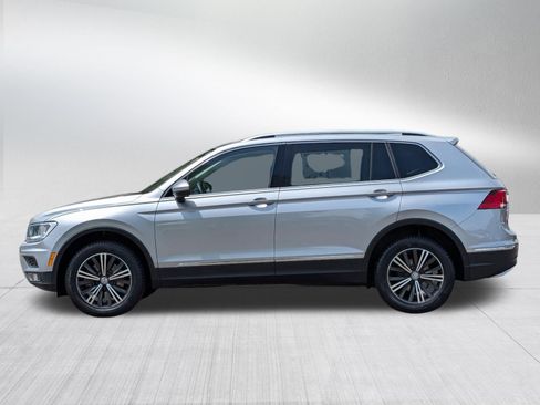 Used 2019 Volkswagen Tiguan SEL AWD/4WD image 4