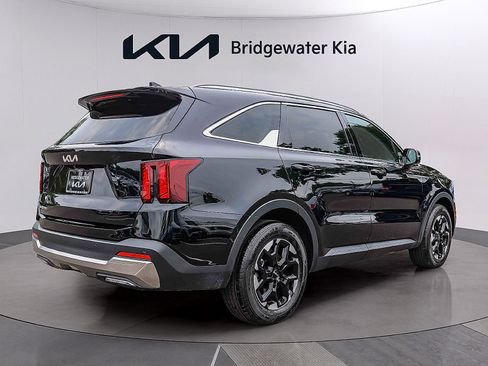 Certified 2026 Kia Sorento S FWD image 6