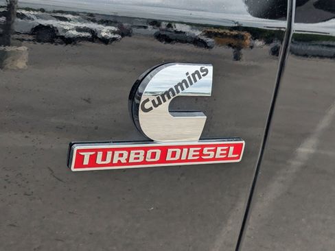 Used 2024 RAM 2500 Laramie w/ Safety Group AWD/4WD image 7