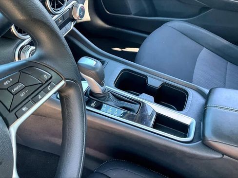 Certified 2023 Nissan Sentra SV FWD image 16
