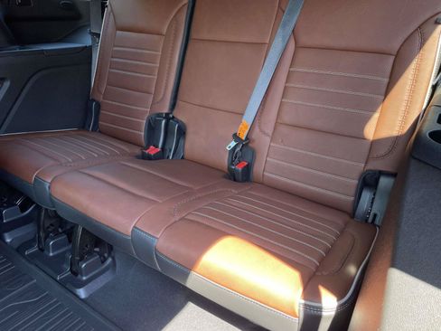 Used 2023 GMC Yukon Denali Ultimate AWD/4WD image 19