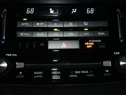 Used 2024 Lexus IS 350 F Sport w/ Navigation Package RWD image 34