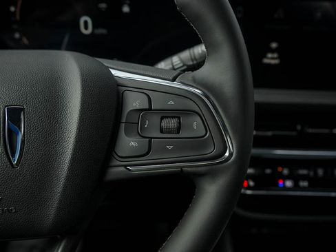 New 2026 Buick Envista Sport Touring FWD image 22