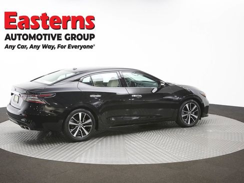 Used 2022 Nissan Maxima SV FWD image 43