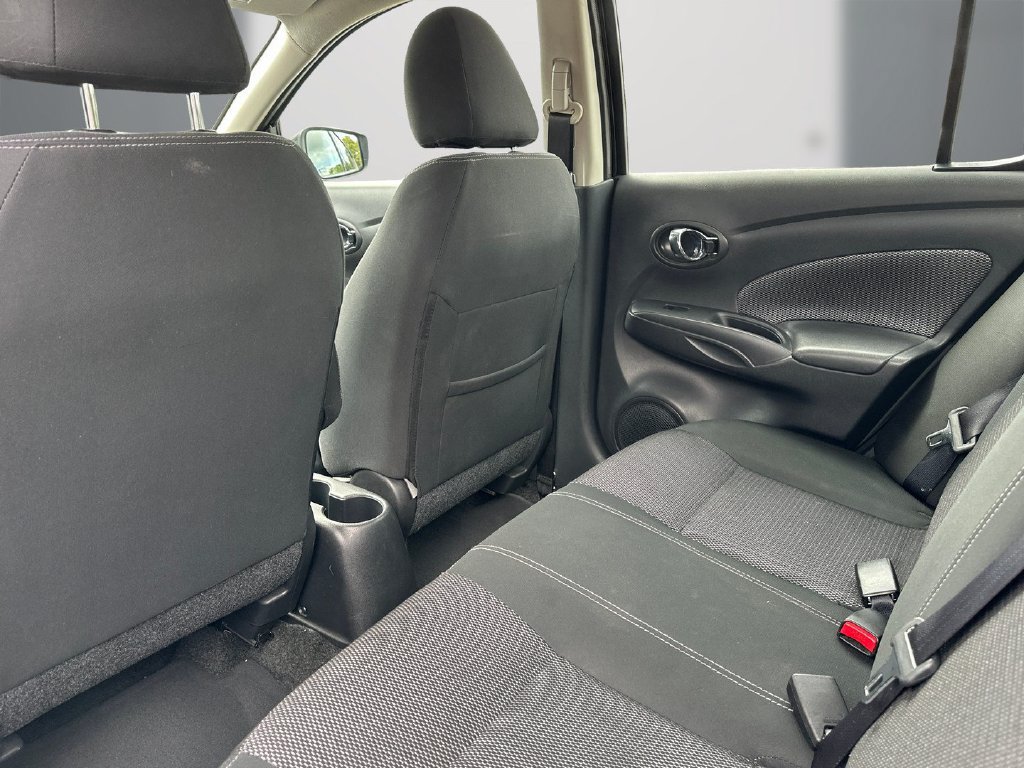Used 2018 Nissan Versa SV w/ SV Special Edition Package FWD image 15