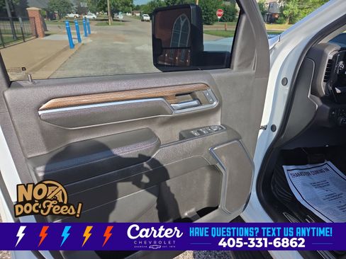 Used 2024 Chevrolet Silverado 2500 LT AWD/4WD image 23