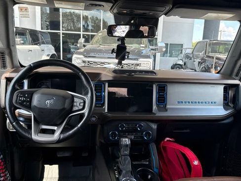 Used 2022 Ford Bronco Outer Banks AWD/4WD image 7