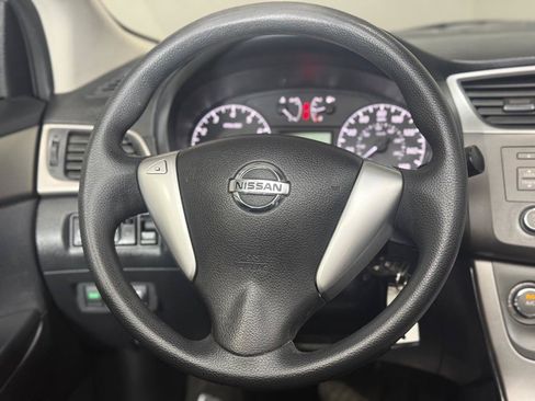Used 2014 Nissan Sentra S FWD image 15