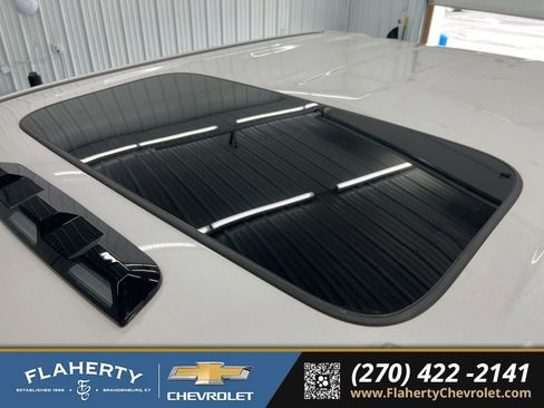 Used 2024 GMC Sierra 3500 Denali Ultimate image 34