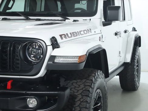 Used 2024 Jeep Wrangler Unlimited Rubicon image 4