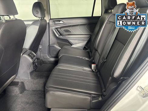 Used 2024 Volkswagen Tiguan SE image 24