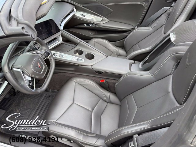 Used 2026 Chevrolet Corvette Stingray Convertible RWD image 11