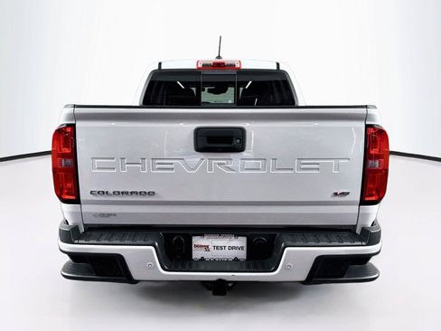 Used 2021 Chevrolet Colorado Z71 w/ Safety Package RWD image 11