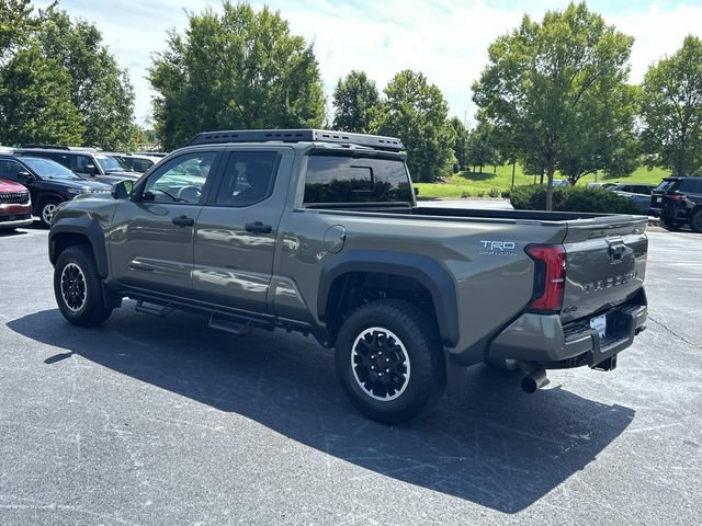 Used 2024 Toyota Tacoma TRD Off-Road w/ TRD Off Road Premium Package AWD/4WD image 6