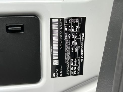 New 2025 Mercedes-Benz Sprinter 2500 image 36