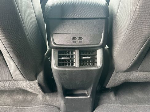 Used 2025 Chevrolet Equinox LT AWD/4WD image 22