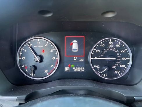 Used 2023 Subaru Ascent Touring AWD/4WD image 7