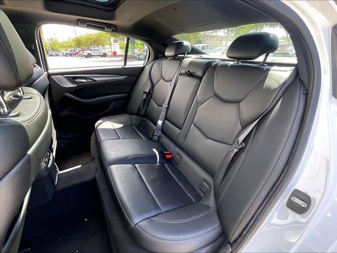 Used 2021 Cadillac CT5 Premium Luxury RWD image 31