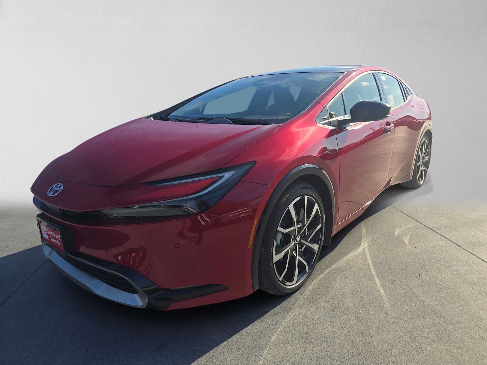 New 2027 Toyota Prius Plug-In Hybrid FWD image 7